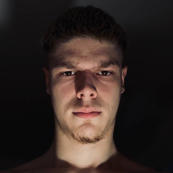 fotografia p012 profilu 0101EYRKQW