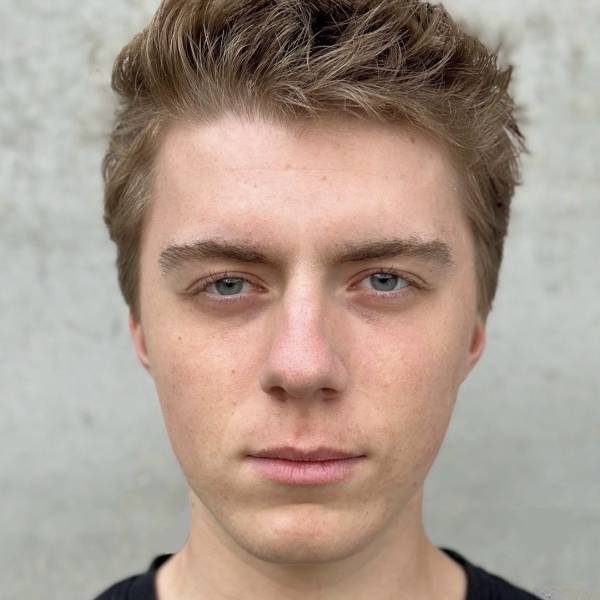 fotografia p013 profilu 0101F4R36T