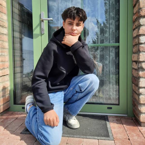 fotografia p013 profilu 0101F6K9TA