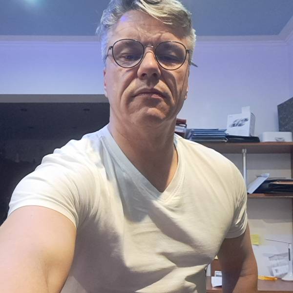 modelka s ID 0101FYZEUD p031