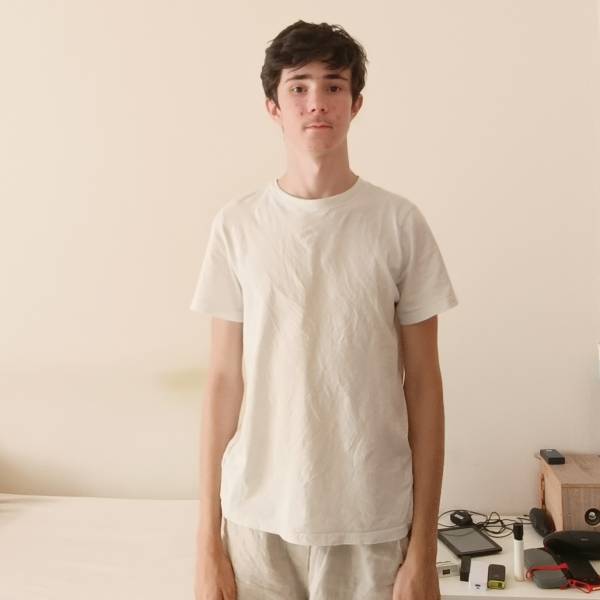 modelka s ID 0101G70BX5 p031