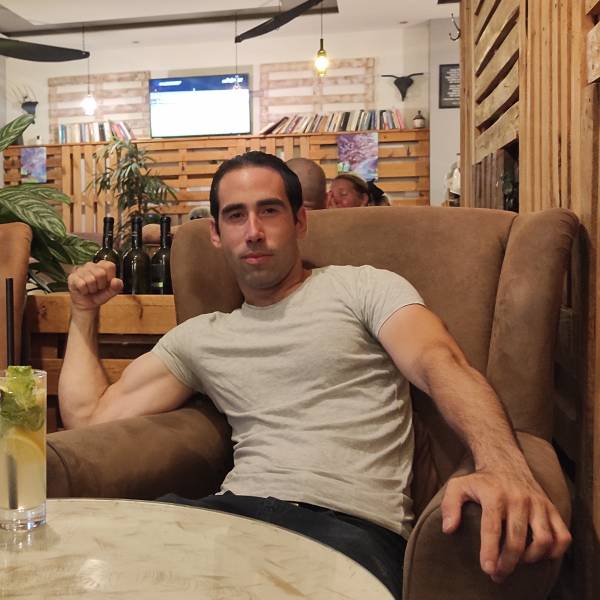 fotografia p014 profilu 0101HEAKVY