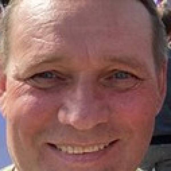 modelka s ID 0101HMUPW8 p021