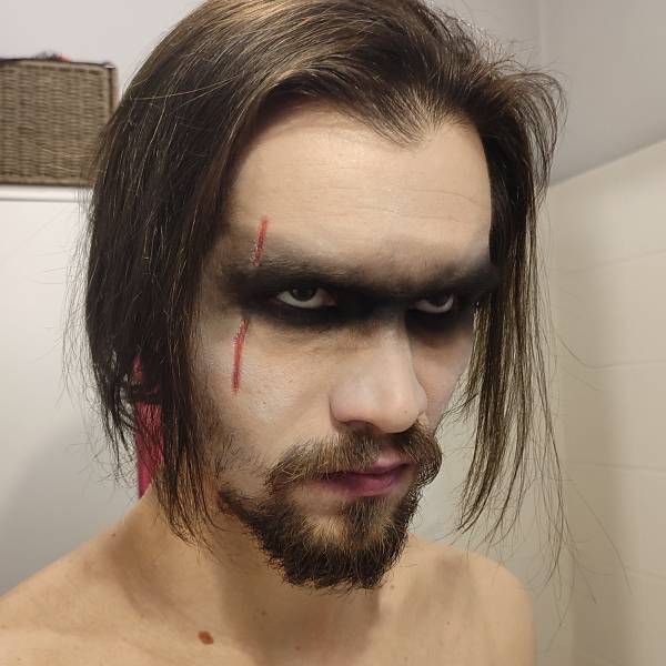 fotografia p013 profilu 0101IQUE0L