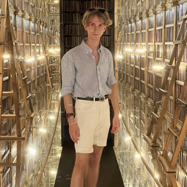 modelka s ID 0101J37C5J p031