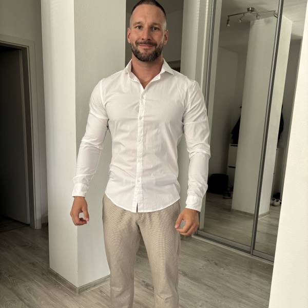 modelka s ID 0101J8W7UV p031