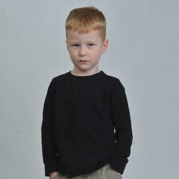 modelka s ID 0101JKNQPA p031