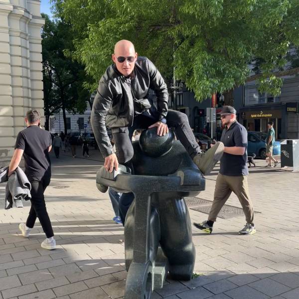 fotografia p013 profilu 0101JVRIEL