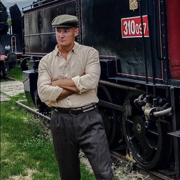 fotografia p014 profilu 0101JVRIEL