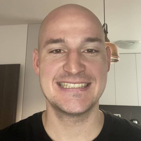 modelka s ID 0101JVRIEL p021