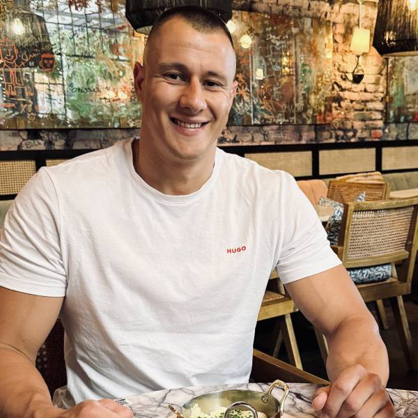 modelka s ID 0101K2DDPK p021