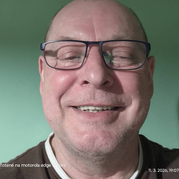 modelka s ID 0101K3KAG4 p021