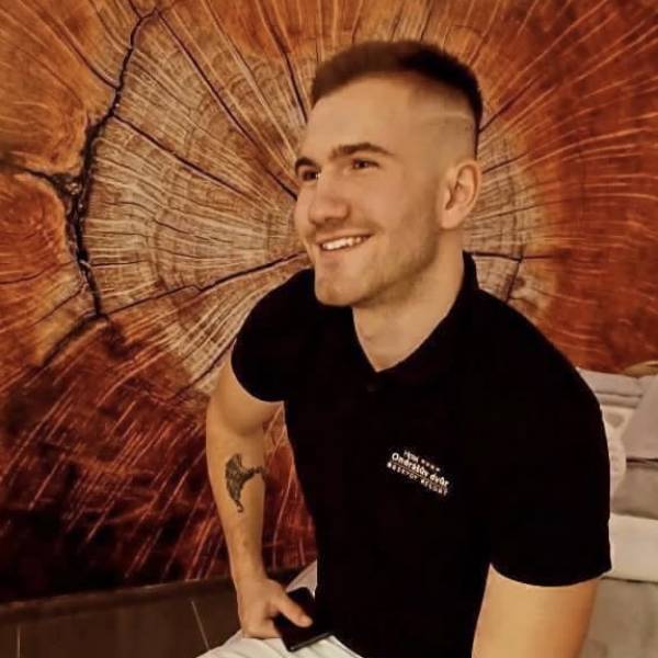 modelka s ID 0101KS33HF p021