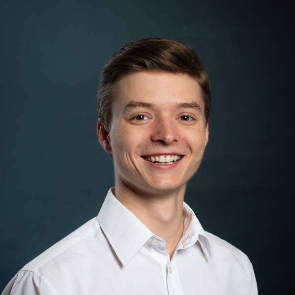 modelka s ID 0101KU654G p021