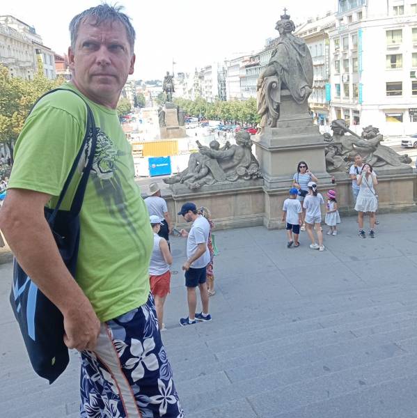 modelka s ID 0101L1KPDV p031