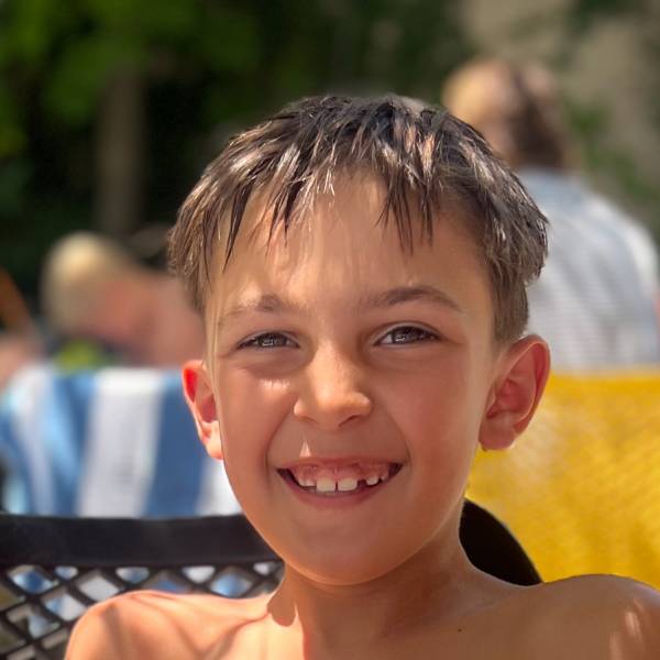 modelka s ID 0101L3KVSA p021