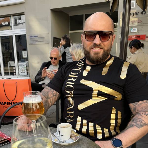 modelka s ID 0101L5Y20P p021