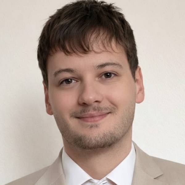 modelka s ID 0101L8CB0S p021