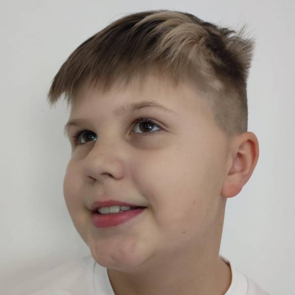 modelka s ID 0101LNTSRZ p021