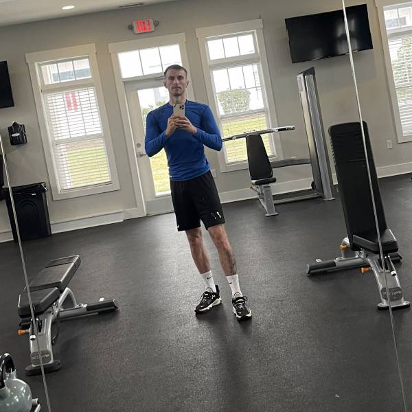 modelka s ID 0101LPN1L8 p031