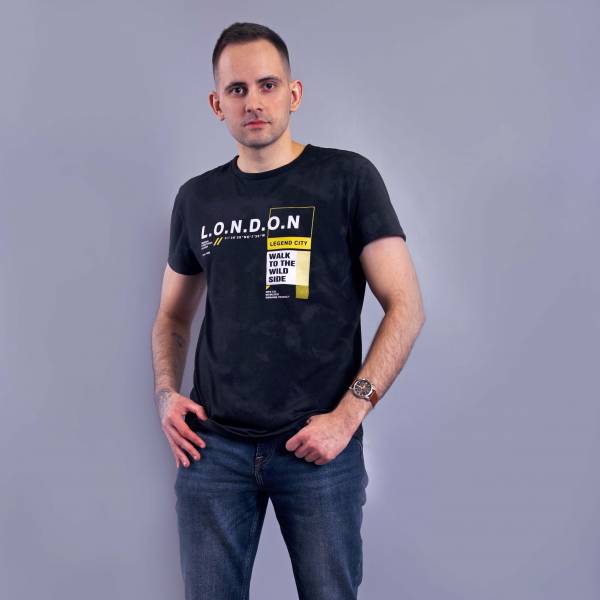 modelka s ID 0101M0HJ7W p031