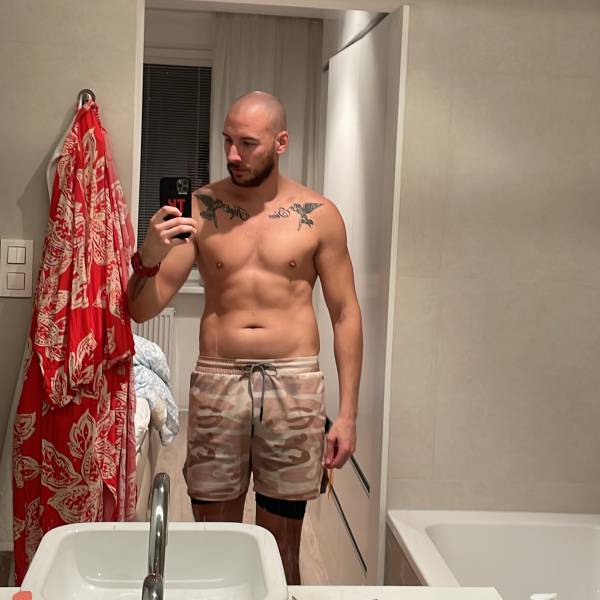 modelka s ID 0101M85F7T p031