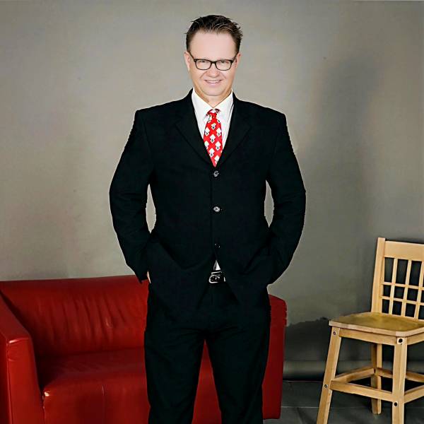 modelka s ID 0101MFQMP9 p031