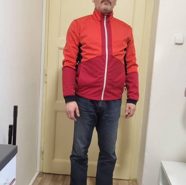 modelka s ID 0101MROH8N p031