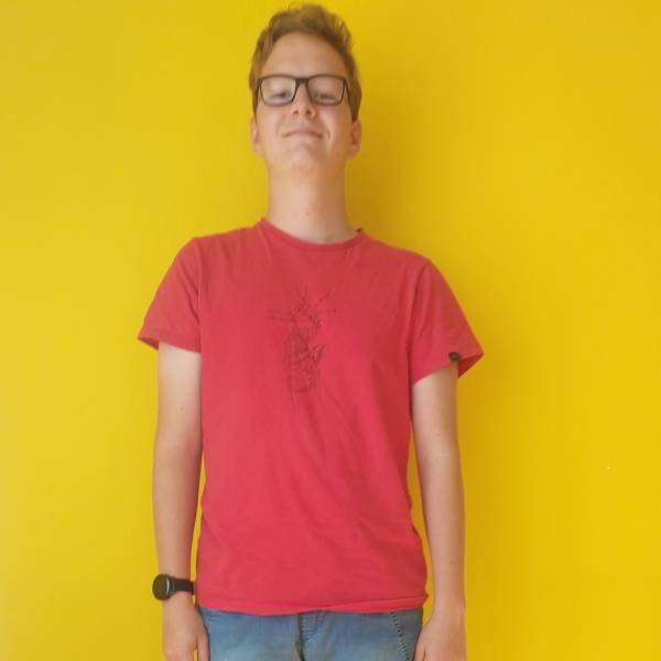 modelka s ID 0101MV6X8U p031