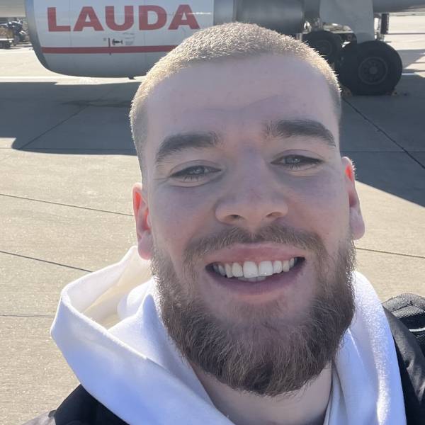 modelka s ID 0101N2G8QG p021