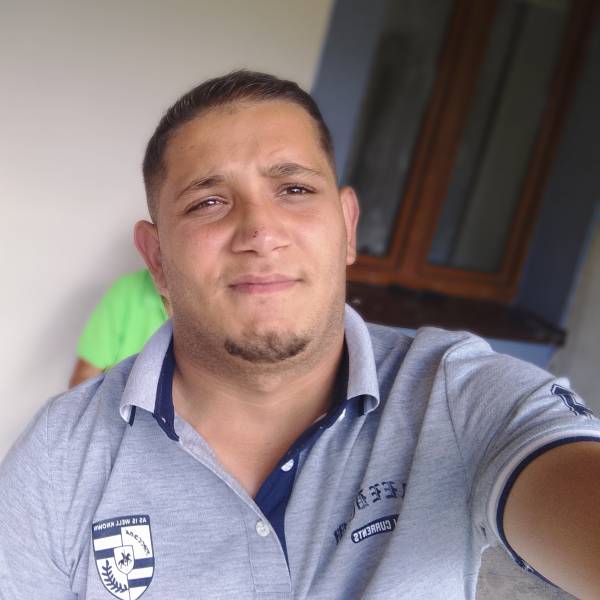 modelka s ID 0101NDD0U1 p021