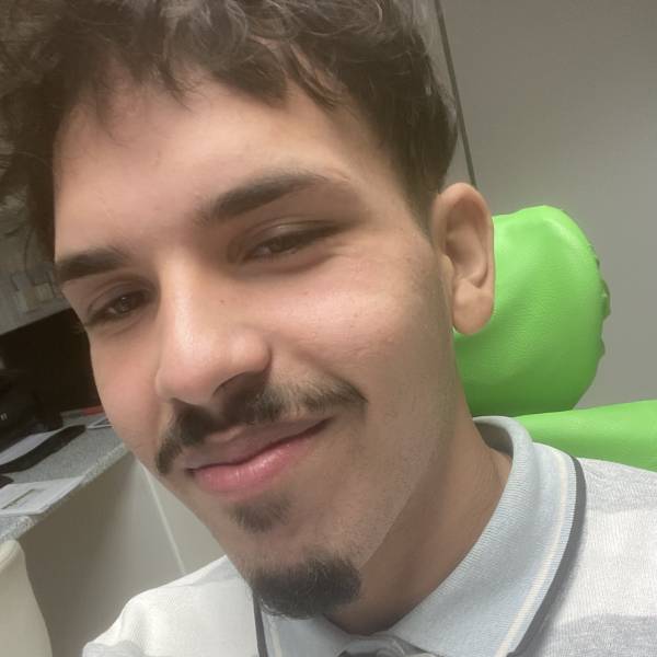 modelka s ID 0101NDN0CV p021