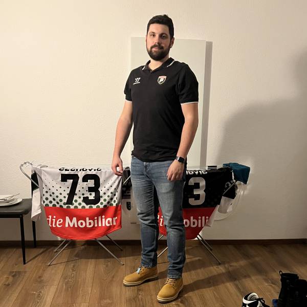 modelka s ID 0101NO2T00 p031