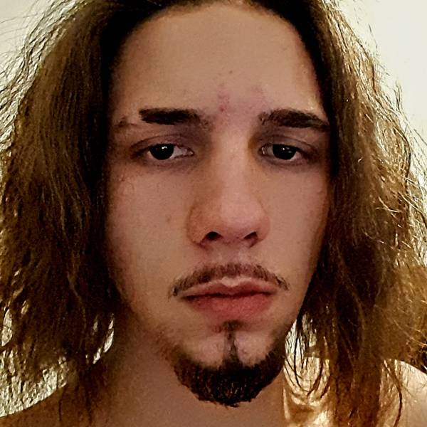 fotografia p014 profilu 0101O3B8PE