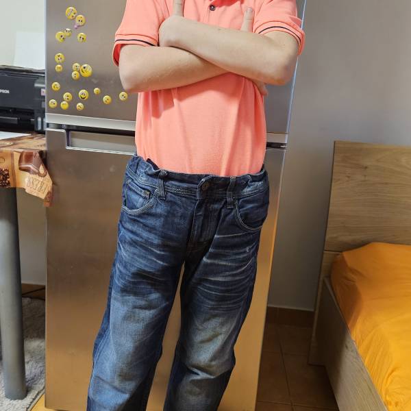 modelka s ID 0101O5EFM6 p031