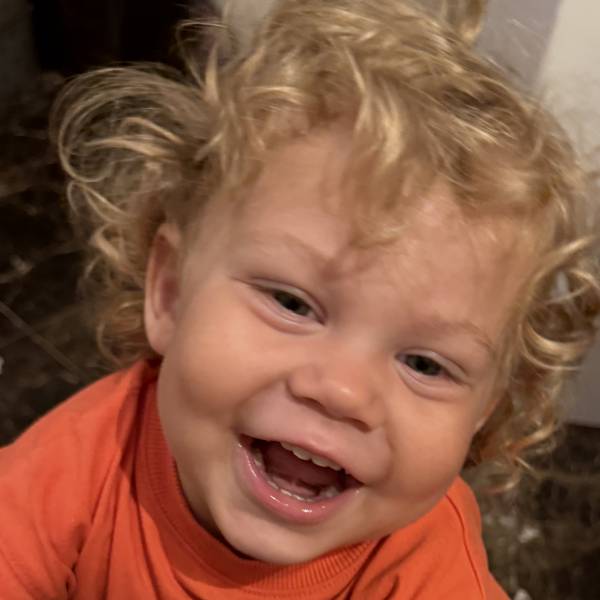 modelka s ID 0101O7X4DL p021