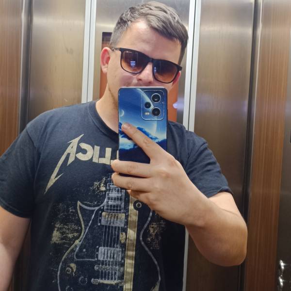 modelka s ID 0101O8SUUZ p031