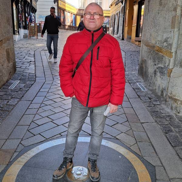 modelka s ID 0101OKHZDU p031