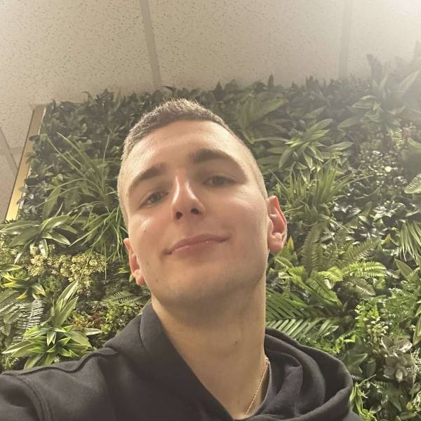 modelka s ID 0101P1119Y p021