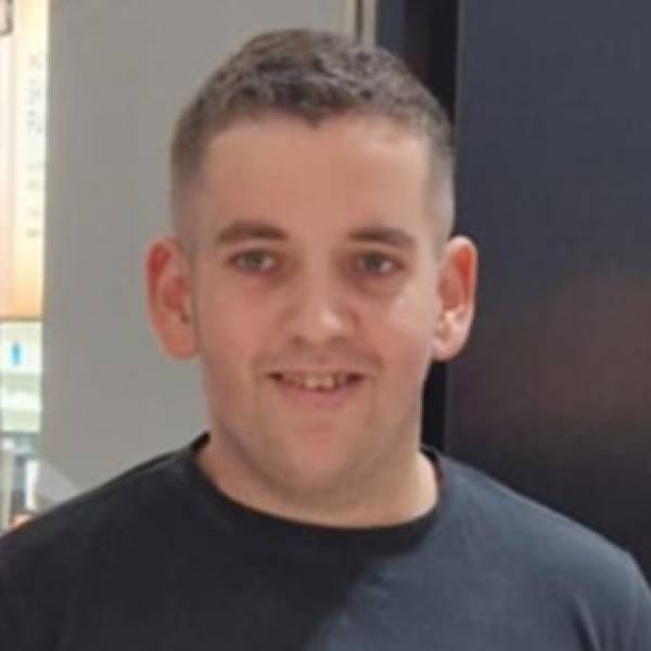 modelka s ID 0101PO9AJB p021