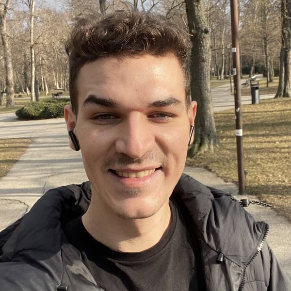 modelka s ID 0101Q7ZOZ3 p021