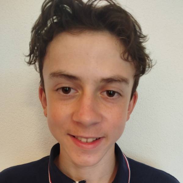 modelka s ID 0101QPY9DI p021