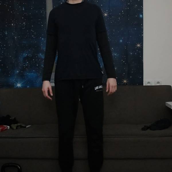 modelka s ID 0101QQPEJX p031