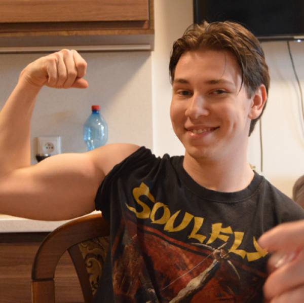 modelka s ID 0101QVETY0 p021