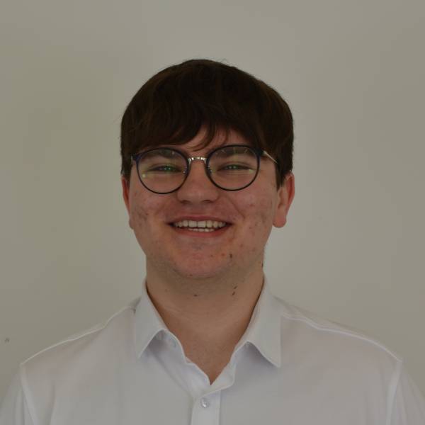 modelka s ID 0101R9CRS6 p021