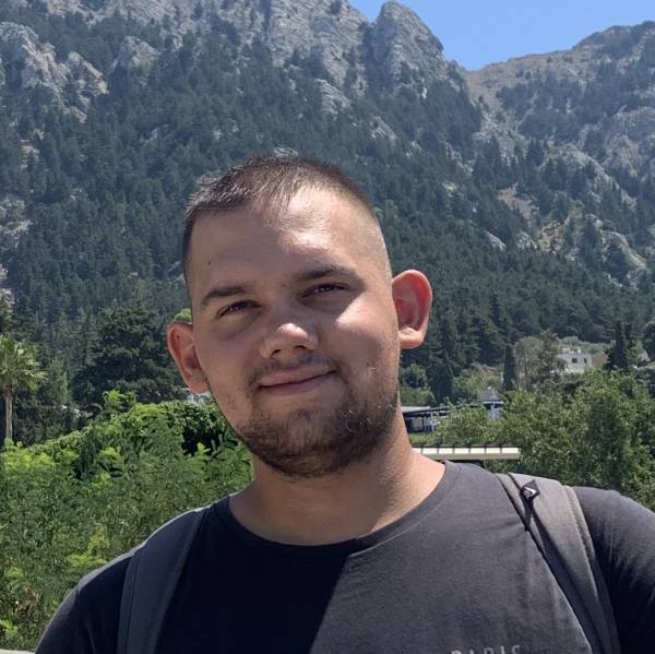 modelka s ID 0101RQUIYC p021