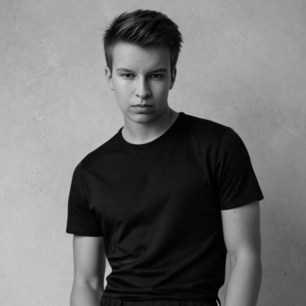 modelka s ID 0101RZMA5I p021