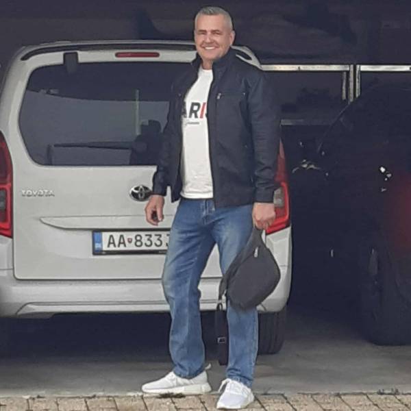 modelka s ID 0101S9L72F p031