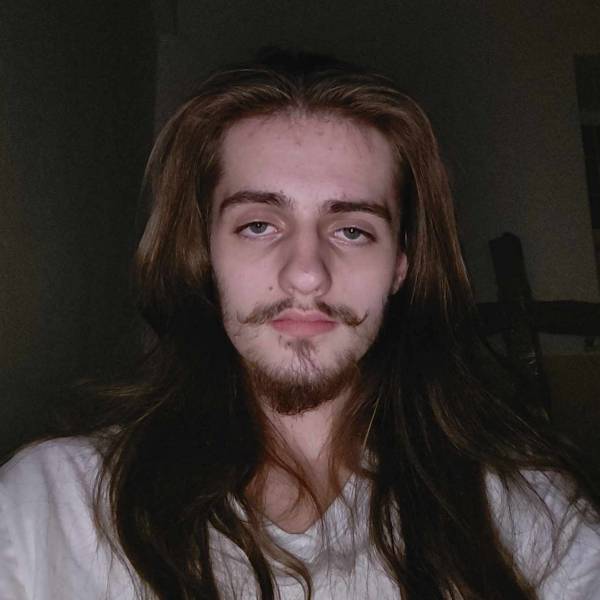 modelka s ID 0101SDVZDG p031