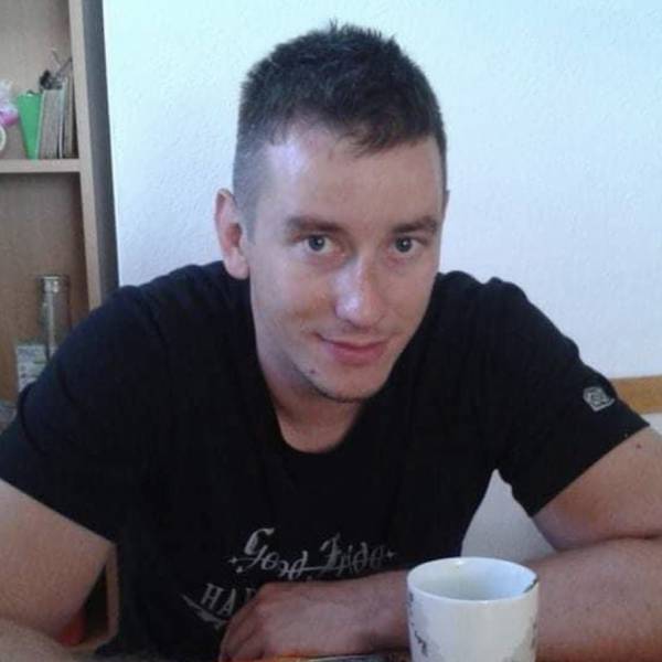 modelka s ID 0101SMXXJ9 p021